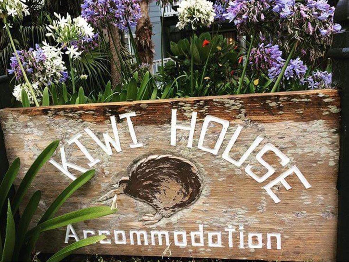 Kiwi House Waiheke Hotel Oneroa Ngoại thất bức ảnh